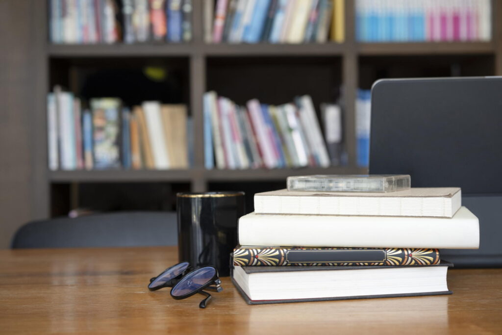 【CODE】記事に寄稿しました